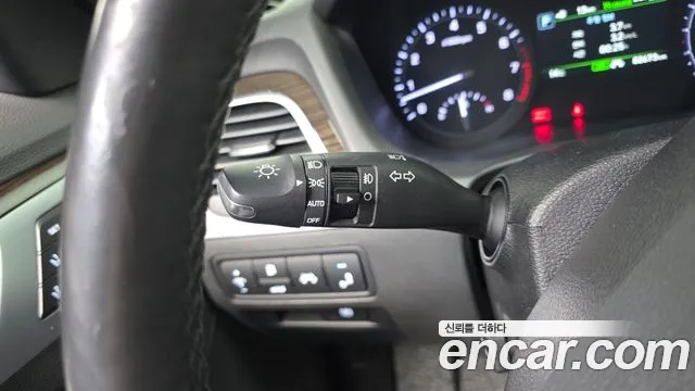 2017 Genesis G80 3.3 GDI AWD Sold VIN KMHGL41DDHU232315 – odometer reading