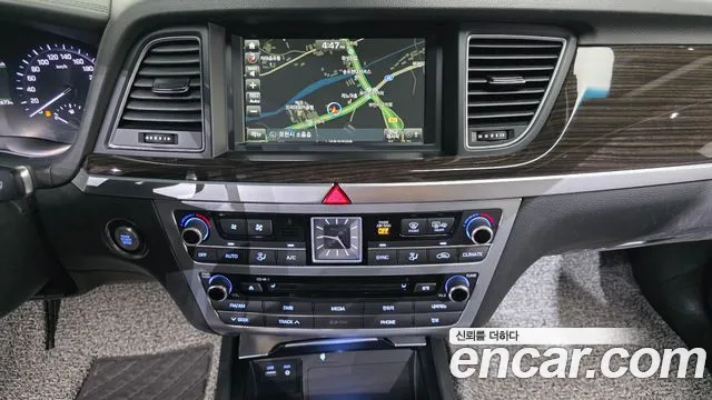 2017 Genesis G80 3.3 GDI AWD Sold VIN KMHGL41DDHU232315 – photo 34