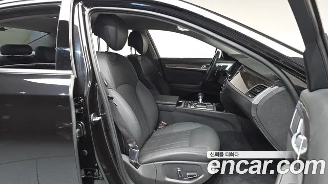 2018 Genesis G80 3.3 GDI AWD Sold VIN KMHGL41DDJU253599 – photo 13