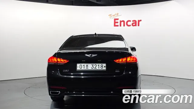2018 Genesis G80 3.3 GDI AWD Sold VIN KMHGL41DDJU259919 – interior seats 2018 Genesis G80 3.3 GDI AWD Sold VIN KMHGL41DDJU259919 – interior seats