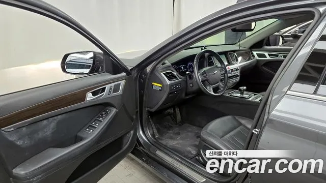 2018 Genesis G80 3.3 GDI AWD Sold VIN KMHGL41DDJU293503 – interior seats