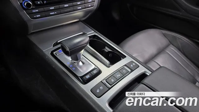 2018 Genesis G80 3.3 GDI AWD Sold VIN KMHGL41DDJU293503 – photo 19