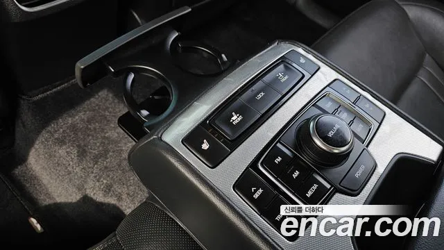 2019 Genesis G80 3.3 GDI AWD Sold VIN KMHGL41DDKU321848 – photo 19 2019 Genesis G80 3.3 GDI AWD Sold VIN KMHGL41DDKU321848 – photo 19