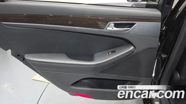 2019 Genesis G80 3.3 GDI AWD Sold VIN KMHGL41DDKU324242 – trunk area