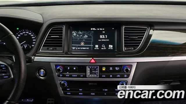 2020 Genesis G80 3.3 GDI AWD Sold VIN KMHGL41DDLU339995 – exterior detail