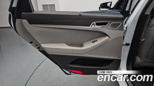 2019 Genesis G80 2.2D AWD Sold VIN KMHGM412DKU314367 – photo 29