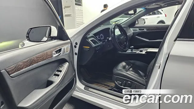 2019 Genesis G80 2.2D AWD Sold VIN KMHGM412DKU316803 – photo 12