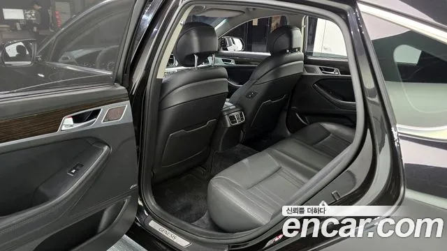 2017 Genesis G80 3.3 GDI Sold VIN KMHGM41DBHU236126 – photo 27 2017 Genesis G80 3.3 GDI Sold VIN KMHGM41DBHU236126 – photo 27