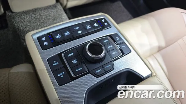2017 Genesis G80 3.3 GDI AWD Sold VIN KMHGM41DDHU211641 – exterior detail