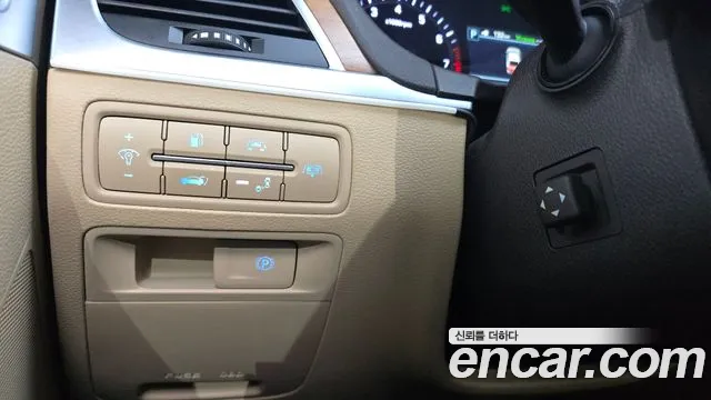 2017 Genesis G80 3.3 GDI AWD Sold VIN KMHGM41DDHU211641 – trunk area