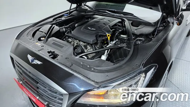 2018 Genesis G80 3.3 GDI AWD VIN KMHGM41DDJU256824