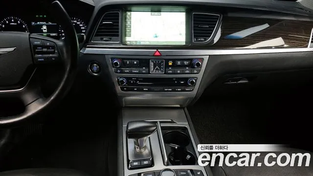 2018 Genesis G80 3.3 GDI AWD Sold VIN KMHGM41DDJU270357 – dashboard