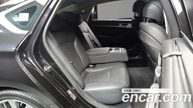2018 Genesis G80 3.3 GDI AWD Sold VIN KMHGM41DDJU270357 – photo 18