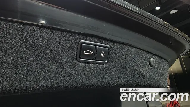 2018 Genesis G80 3.3 GDI AWD Sold VIN KMHGM41DDJU288224 – photo 19