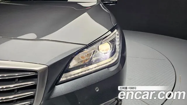 2019 Genesis G80 3.3 GDI AWD Sold VIN KMHGM41DDKU334124 – interior seats 2019 Genesis G80 3.3 GDI AWD Sold VIN KMHGM41DDKU334124 – interior seats