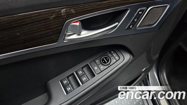 2019 Genesis G80 3.3 GDI AWD Sold VIN KMHGM41DDKU334124 – engine bay 2019 Genesis G80 3.3 GDI AWD Sold VIN KMHGM41DDKU334124 – engine bay