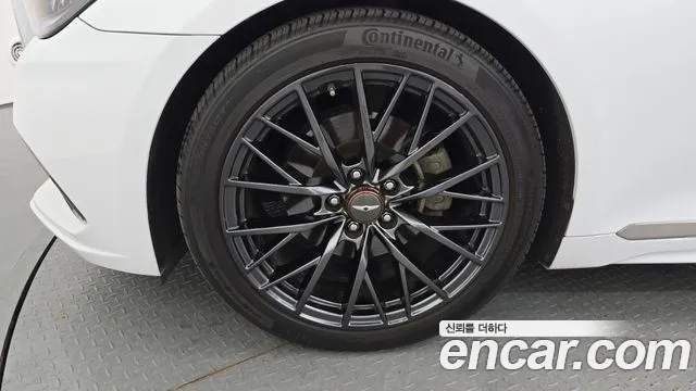 2018 Genesis G80 3.3 GDI VIN KMHGN41DBJU270826