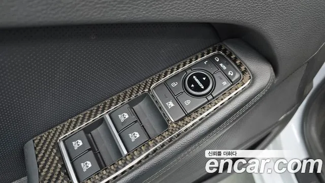2018 Genesis G80 3.3 GDI Sold VIN KMHGN41DBJU270826 – exterior detail