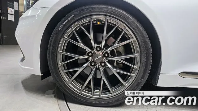 2018 Genesis G80 3.3 GDI Sold VIN KMHGN41DBJU274245 – photo 12