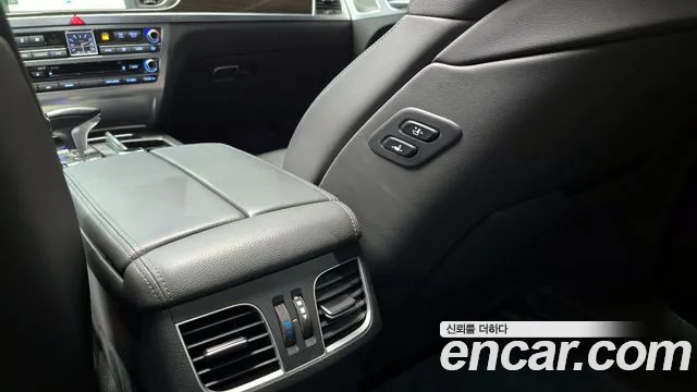 2018 Genesis G80 3.3 GDI Sold VIN KMHGN41DBJU274245 – photo 30