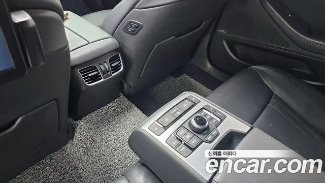 2018 Genesis G80 3.3 GDI Sold VIN KMHGN41DBJU284224 – exterior detail