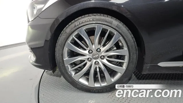 2018 Genesis G80 3.3 GDI Sold VIN KMHGN41DBJU295709 – exterior detail