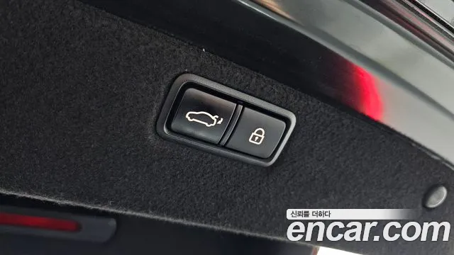 2019 Genesis G80 3.3 GDI Sold VIN KMHGN41DBKU322526 – undercarriage 2019 Genesis G80 3.3 GDI Sold VIN KMHGN41DBKU322526 – undercarriage