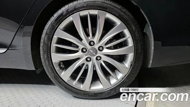 2017 Genesis G80 3.8 GDI AWD VIN KMHGN41EDHU214405
