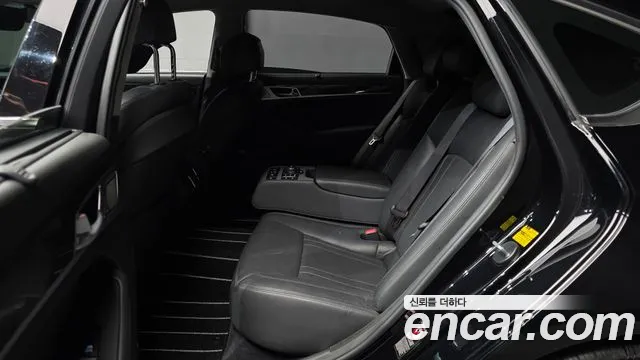 2017 Genesis G80 3.8 GDI AWD Sold VIN KMHGN41EDHU214405 – undercarriage 2017 Genesis G80 3.8 GDI AWD Sold VIN KMHGN41EDHU214405 – undercarriage
