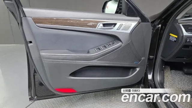 2019 Genesis G80 3.8 GDI AWD Sold VIN KMHGN41EDKU309122 – exterior detail