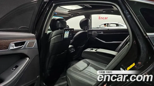 2019 Genesis G80 3.8 GDI AWD Sold VIN KMHGN41EDKU323390 – undercarriage 2019 Genesis G80 3.8 GDI AWD Sold VIN KMHGN41EDKU323390 – undercarriage