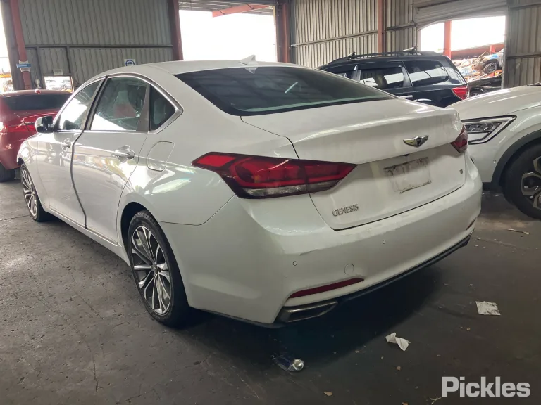 2016 Hyundai Genesis Damaged VIN KMHGN41EMFU080633 – side profile