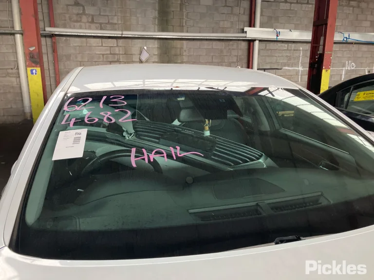 2016 Hyundai Genesis Damaged VIN KMHGN41EMFU080633 – photo 14