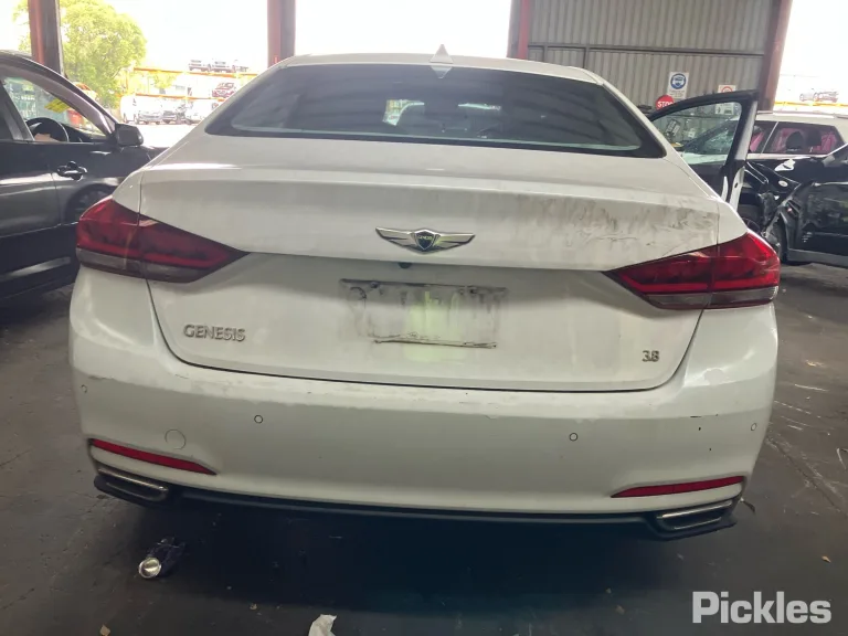 2016 Hyundai Genesis Damaged VIN KMHGN41EMFU080633 – photo 20