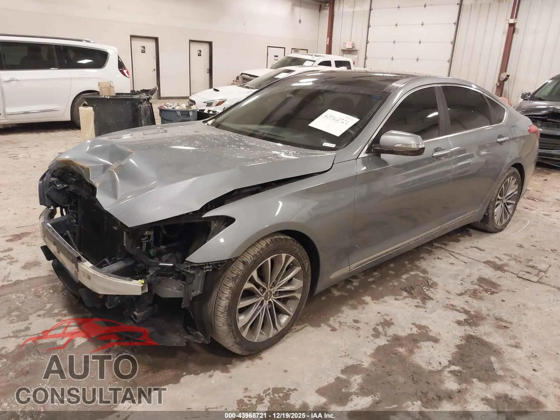 2015 HYUNDAI GENESIS Damaged VIN KMHGN4JE8FU058131 – rear exterior