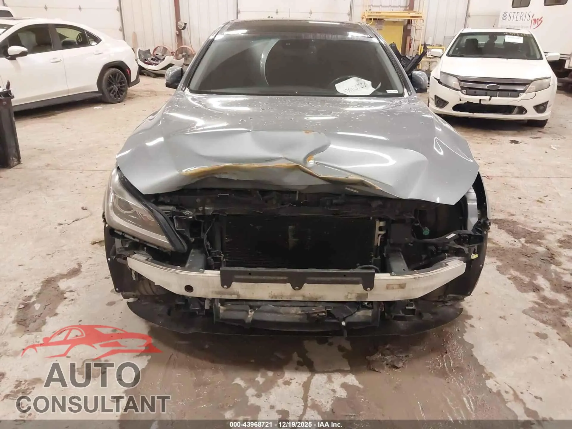 2015 HYUNDAI GENESIS Damaged VIN KMHGN4JE8FU058131 – engine bay