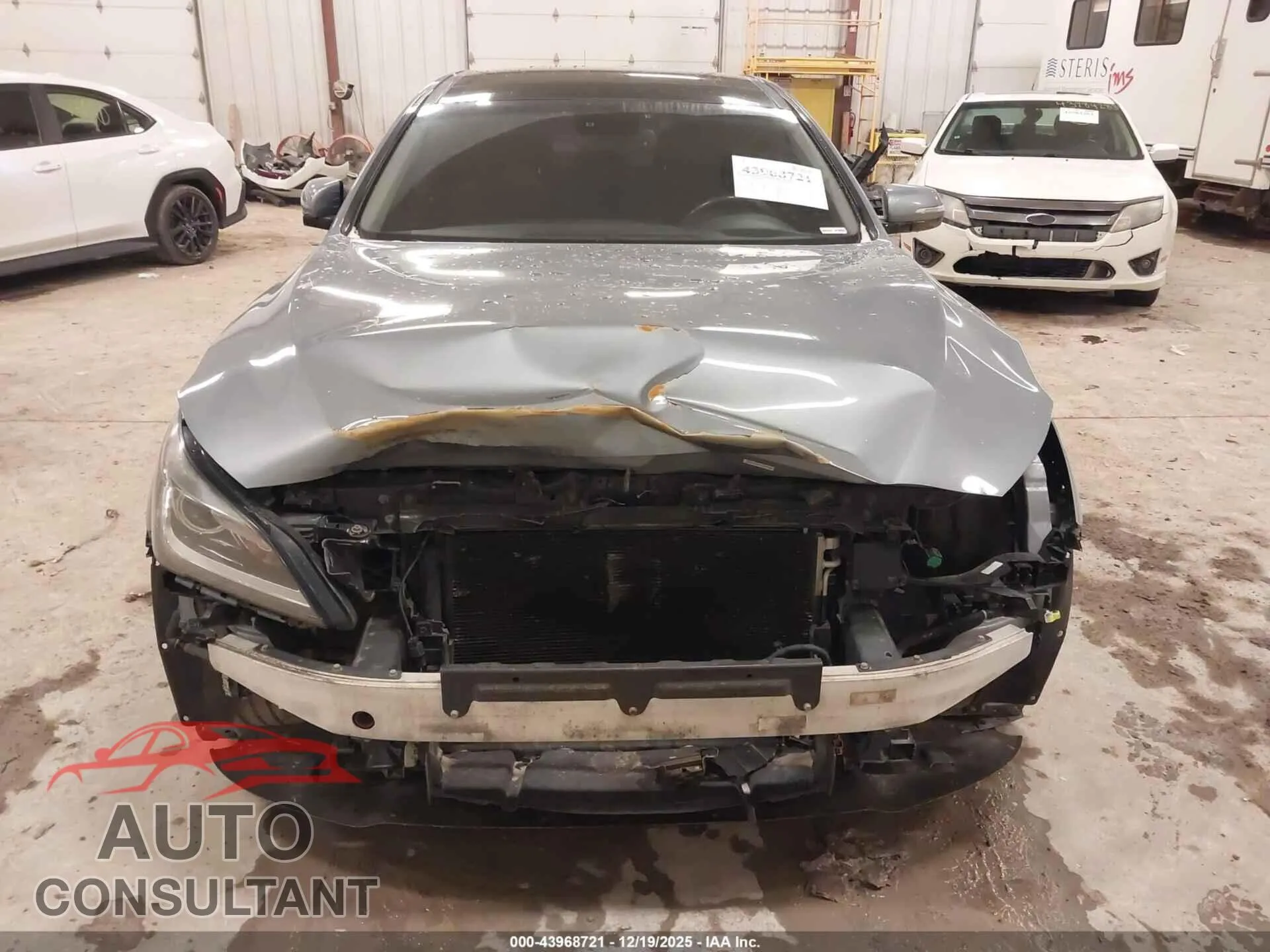 2015 HYUNDAI GENESIS Damaged VIN KMHGN4JE8FU058131 – photo 12