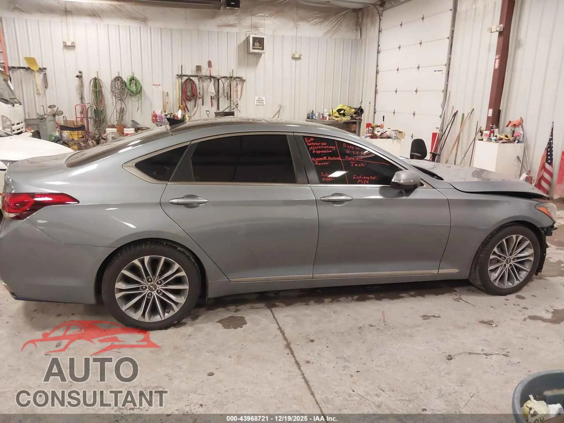 2015 HYUNDAI GENESIS Damaged VIN KMHGN4JE8FU058131 – photo 13