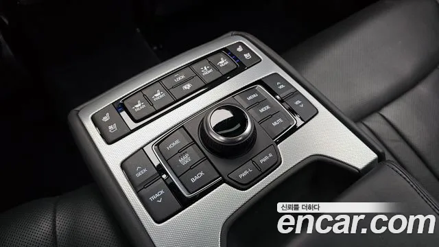 2019 Genesis G80 3.8 GDI AWD Sold VIN KMHGR41EDKU309092 – photo 14