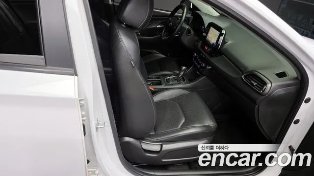 2018 Hyundai i30 (PD) 1.4 Turbo Sold VIN KMHH151AGJU022589 – interior seats