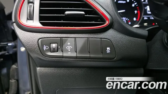2018 Hyundai i30 (PD) 1.4 Turbo Sold VIN KMHH151AGJU026408 – trunk area