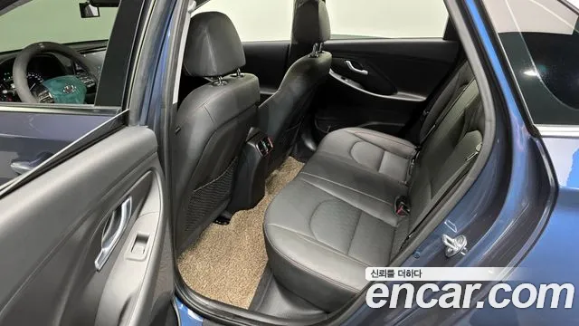 2018 Hyundai i30 (PD) 1.4 Turbo Sold VIN KMHH151AGJU084623 – trunk area 2018 Hyundai i30 (PD) 1.4 Turbo Sold VIN KMHH151AGJU084623 – trunk area