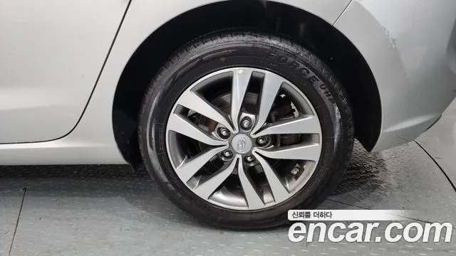 2017 Hyundai i30 (PD) Diesel 1.6 Sold VIN KMHH251DGHU002977 – exterior detail
