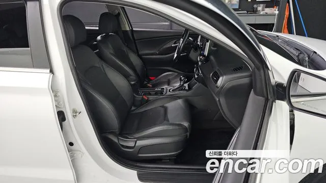 2017 Hyundai i30 (PD) Diesel 1.6 Sold VIN KMHH351DGHU001472 – dashboard