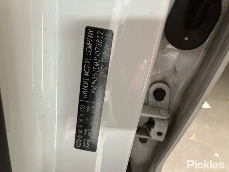 2018 Hyundai i30 Damaged VIN KMHH351EMJU073812 – side profile 2018 Hyundai i30 Damaged VIN KMHH351EMJU073812 – side profile