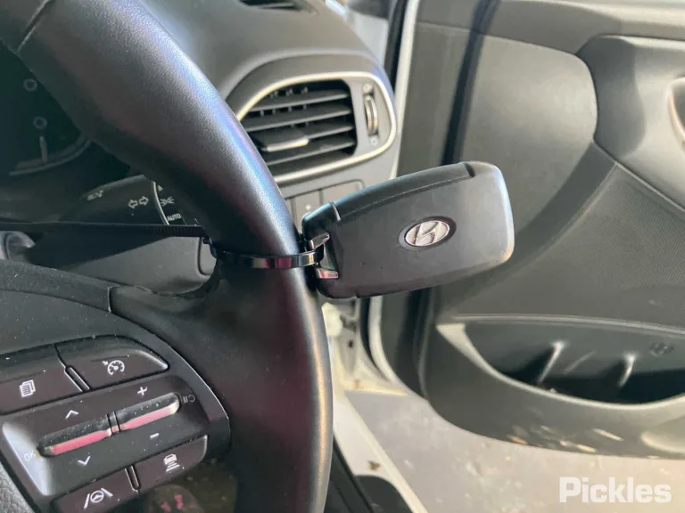 2022 Hyundai i30 Damaged VIN KMHH351EMNU184399 – exterior detail