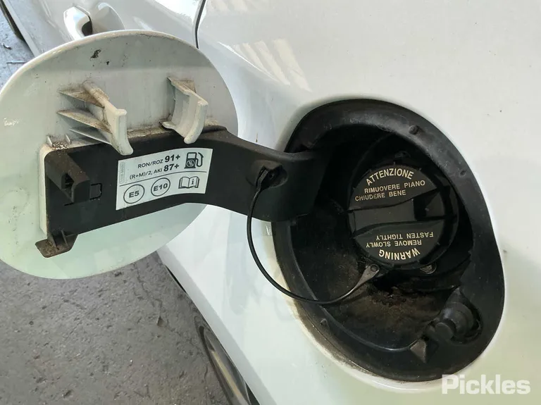 2019 Hyundai i30 VIN KMHH551CVKU102633
