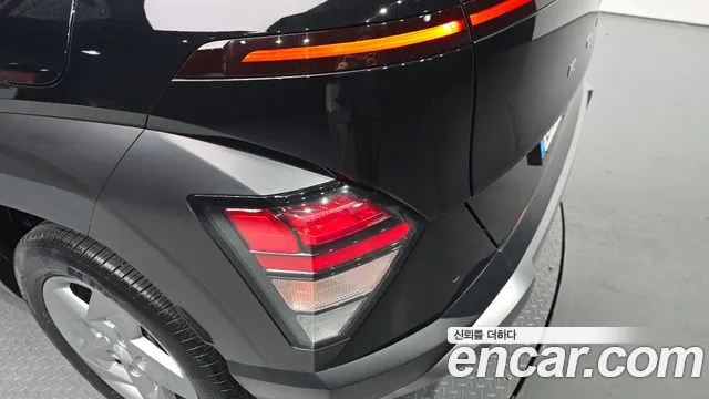 2023 Hyundai Kona (SX2) Gasoline 1.6 Turbo 2WD VIN KMHHC813BPU028137