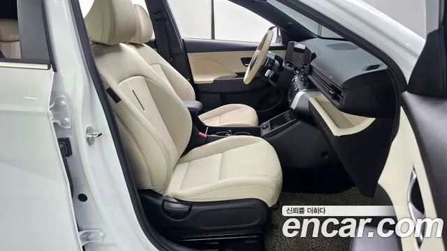 2025 Hyundai Kona (SX2) Gasoline 1.6 Turbo 2WD Sold VIN KMHHC813BSU186689 – photo 17 2025 Hyundai Kona (SX2) Gasoline 1.6 Turbo 2WD Sold VIN KMHHC813BSU186689 – photo 17