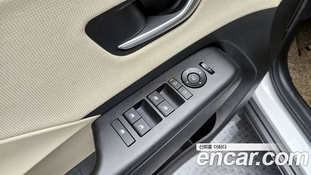 2025 Hyundai Kona (SX2) Gasoline 1.6 Turbo 2WD Sold VIN KMHHC813BSU186689 – photo 19 2025 Hyundai Kona (SX2) Gasoline 1.6 Turbo 2WD Sold VIN KMHHC813BSU186689 – photo 19